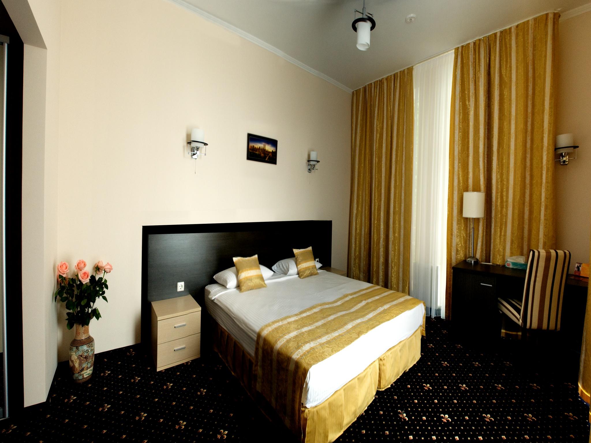Manhattan Hotel&Restaurant Kischinau Zimmer foto